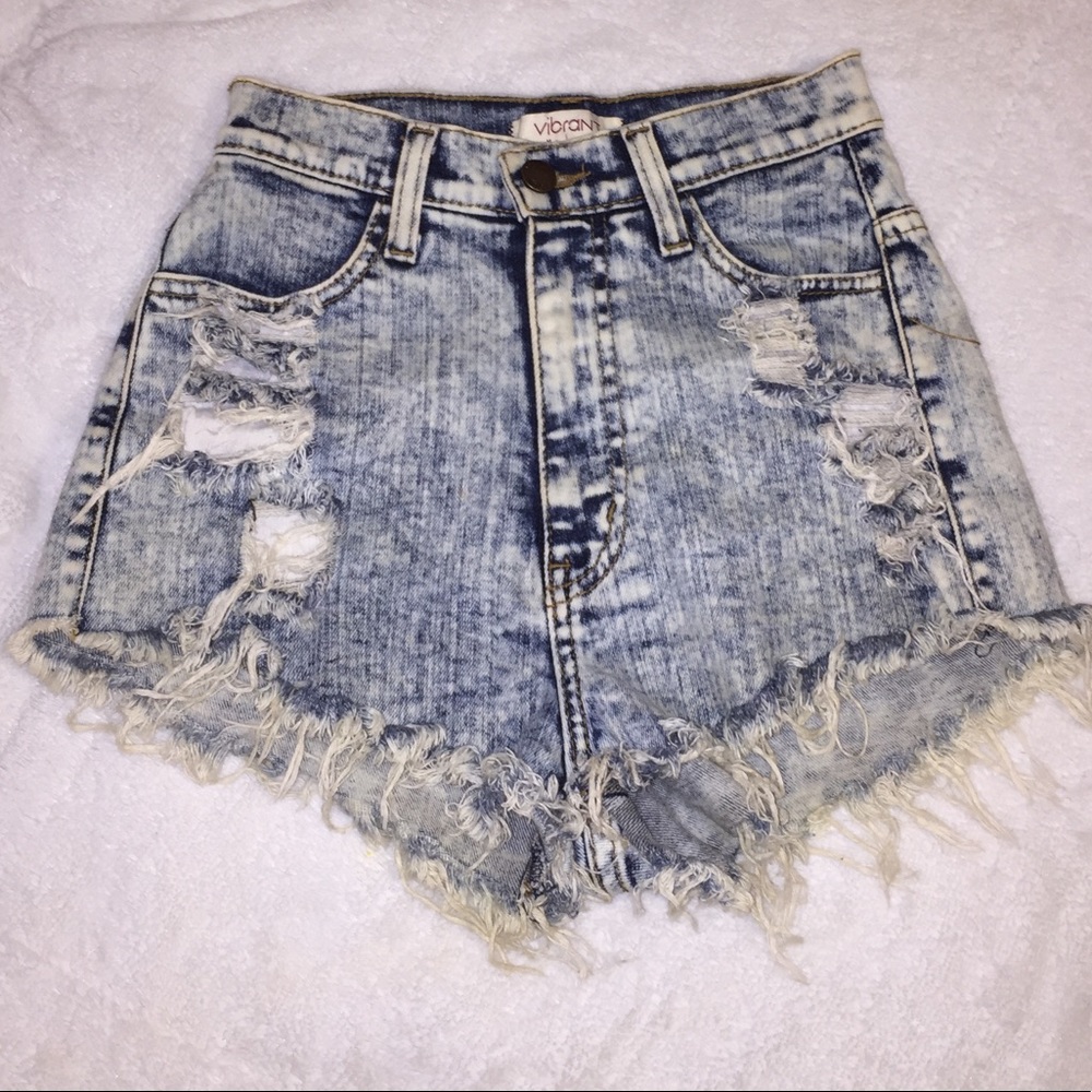 Acid Wash Distressed Denim Shorts w/ 🇺🇸 Pocket